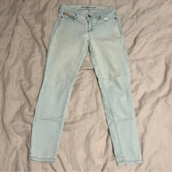 Second Yoga Womens Denim Jeans 27 Light Blue Skinny 5 Pockets Canada - Picture 1 of 7
